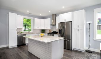 1 Jennlynn Dr, Arden, NC 28704