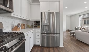 162 Sawbuck St, Camarillo, CA 93010