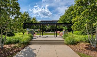 6410 Halcyon Garden Dr, Alpharetta, GA 30005