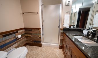5 Shore Dr, Branford, CT 06405