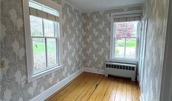 41 Walcott Ave, Jamestown, RI 02835