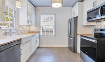 2102 HARRISON Ave, Orlando, FL 32804