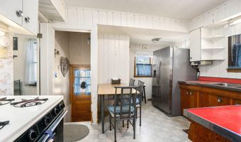 466 Delano St, Allegan, MI 49010