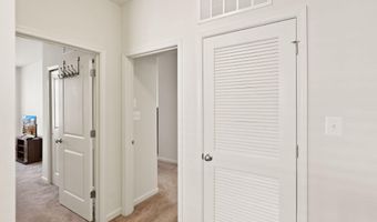 23305 MILLTOWN KNOLL Sq 106, Ashburn, VA 20148