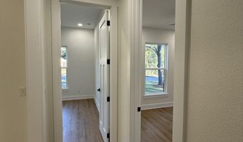 1912 Hidden Springs Dr, Baker, FL 32531