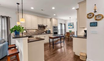 25 Twilight Dr, Barnegat, NJ 08005