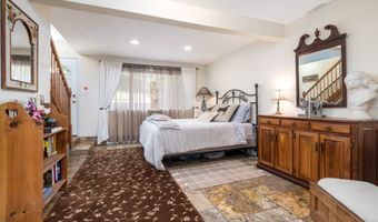 53 Huckleberry Hill Rd, Brookfield, CT 06804