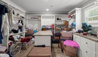 215 Hines Dr, Bonneau, SC 29431