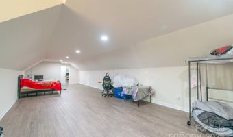 1811 Continental Dr, Albemarle, NC 28001