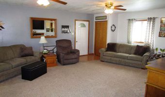 622 Center St, Alden, IA 50006