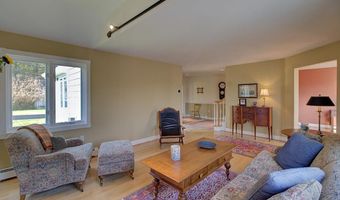 105 Brook Dr, Burlington, VT 05408