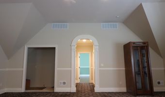 41 Marlpit Pl, Middletown, NJ 07748