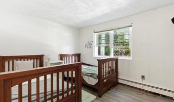 10 Karen Cir 2, Billerica, MA 01821