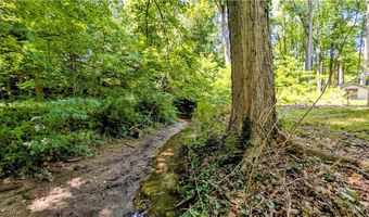 1305 Garrison Rd, Ashtabula, OH 44004