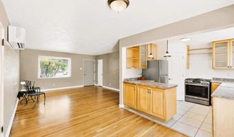 805 INDIANA St SE, Albuquerque, NM 87108