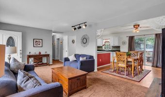 62 Walnut St, Beachwood, NJ 08722
