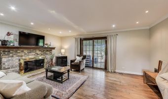 4116 N Terramere Ave, Arlington Heights, IL 60004