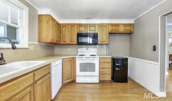 1527 Almo Ave, Burley, ID 83318