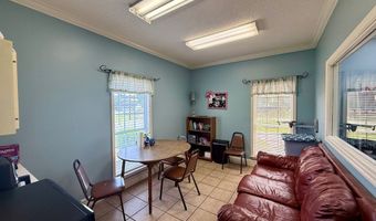 200 S Elm St, Adel, GA 31620
