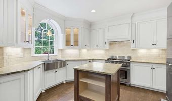5185 Catalpa Knl, Acworth, GA 30101