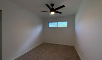 18 JOHN COLLINS Cir, Dover, DE 19904