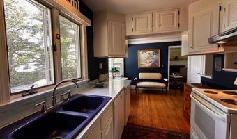 11 Tozier St, Belfast, ME 04915