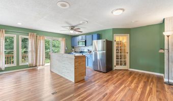 7035 Point View Rd, Benton, AR 72015