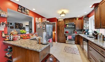 203 MAYER St, Reading, PA 19606