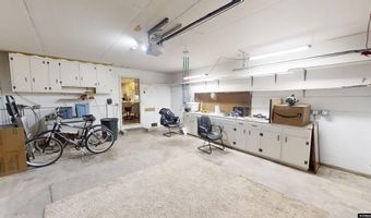 111 Valley Dr, Casper, WY 82604