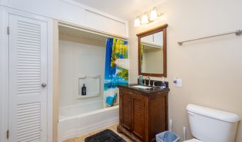 382 Lake St, Antioch, IL 60002