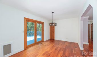 35 McKinney Rd, Asheville, NC 28805