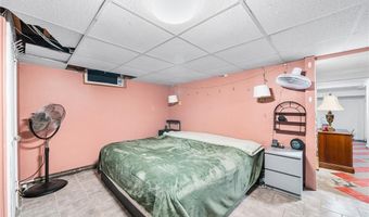 11 Lyman Ave, North Providence, RI 02911