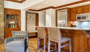 100 Bachelor Ridge Rd 3704, Avon, CO 81620