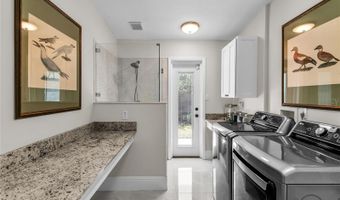 112 LAKEN Ln, Orlando, FL 32804