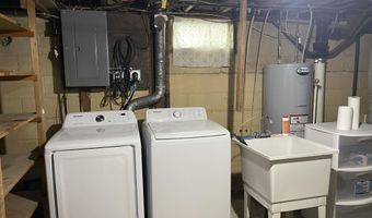 808 SE 10th Ave, Aberdeen, SD 57401
