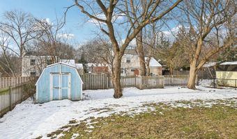 1420 Greenridge Ave, Algonquin, IL 60102