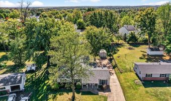 277 Ramsey Ln, Ballwin, MO 63021