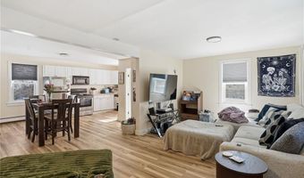 20 Mount Pleasant View Ave, Cumberland, RI 02864
