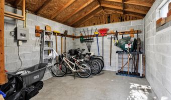 4747 W Van Buren Rd, Alma, MI 48801