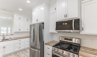 23307 Flossie Dr, Athens, AL 35613