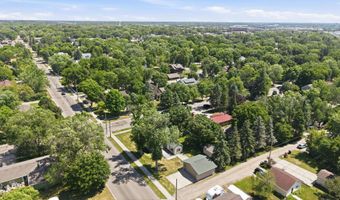 1002 Cedar St, Alexandria, MN 56308