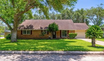 1224 Roosevelt Dr, Alice, TX 78332