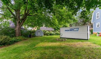161 Ocean Ave, Cranston, RI 02905
