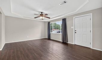 702 9th St, Barling, AR 72923