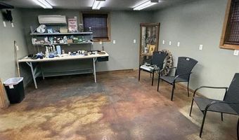 817 Broadway St, Barlow, KY 42024