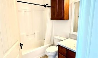 923 N Summer Tree Dr, Ada, OK 74820