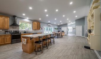 87829 TWO MILE Ln, Bandon, OR 97411