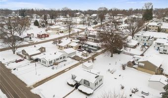 404 E Sycamore St, Anamosa, IA 52205