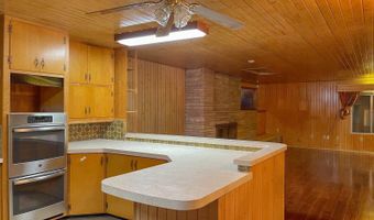 1326 N C St, Arkansas City, KS 67005