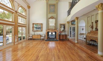 6 Hayes Ct, Atlantic Highlands, NJ 07716